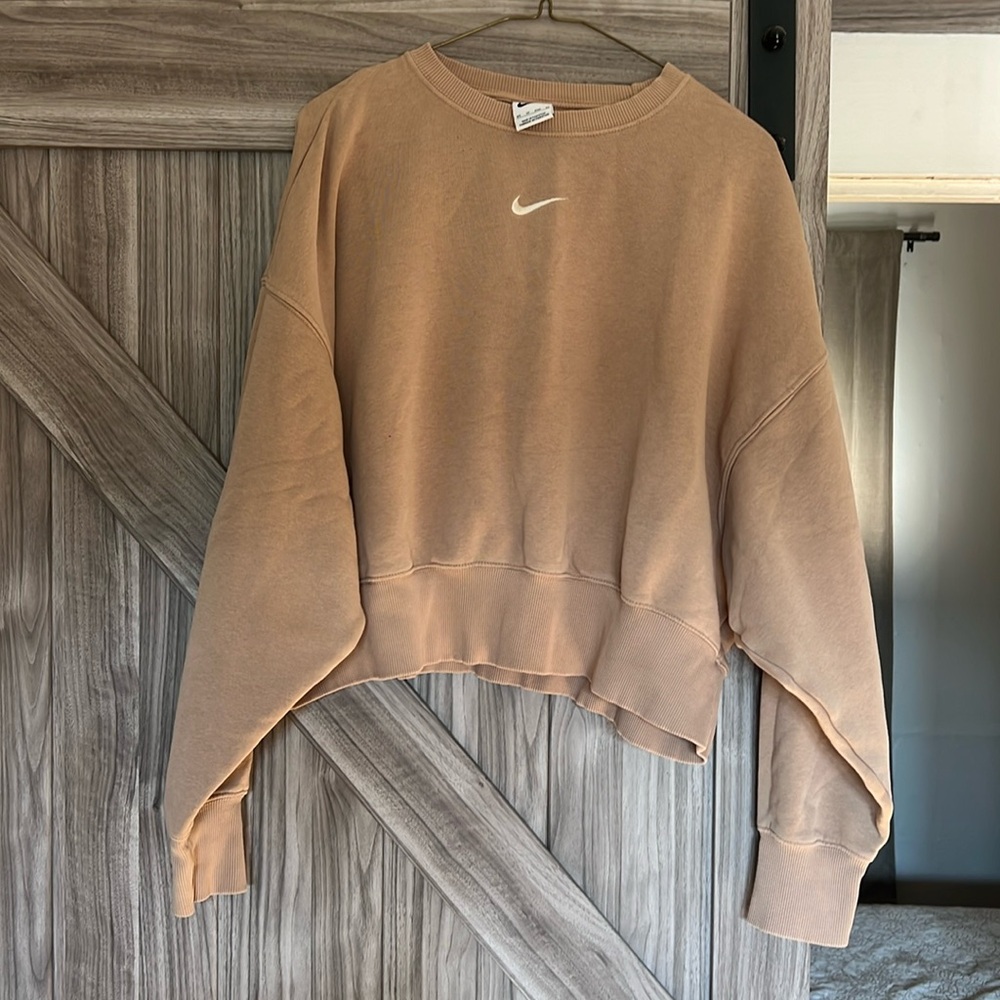 Nike Sportswear Phoenix Fleece
Women's Over-Oversized Crew-Neck Sweatshirt